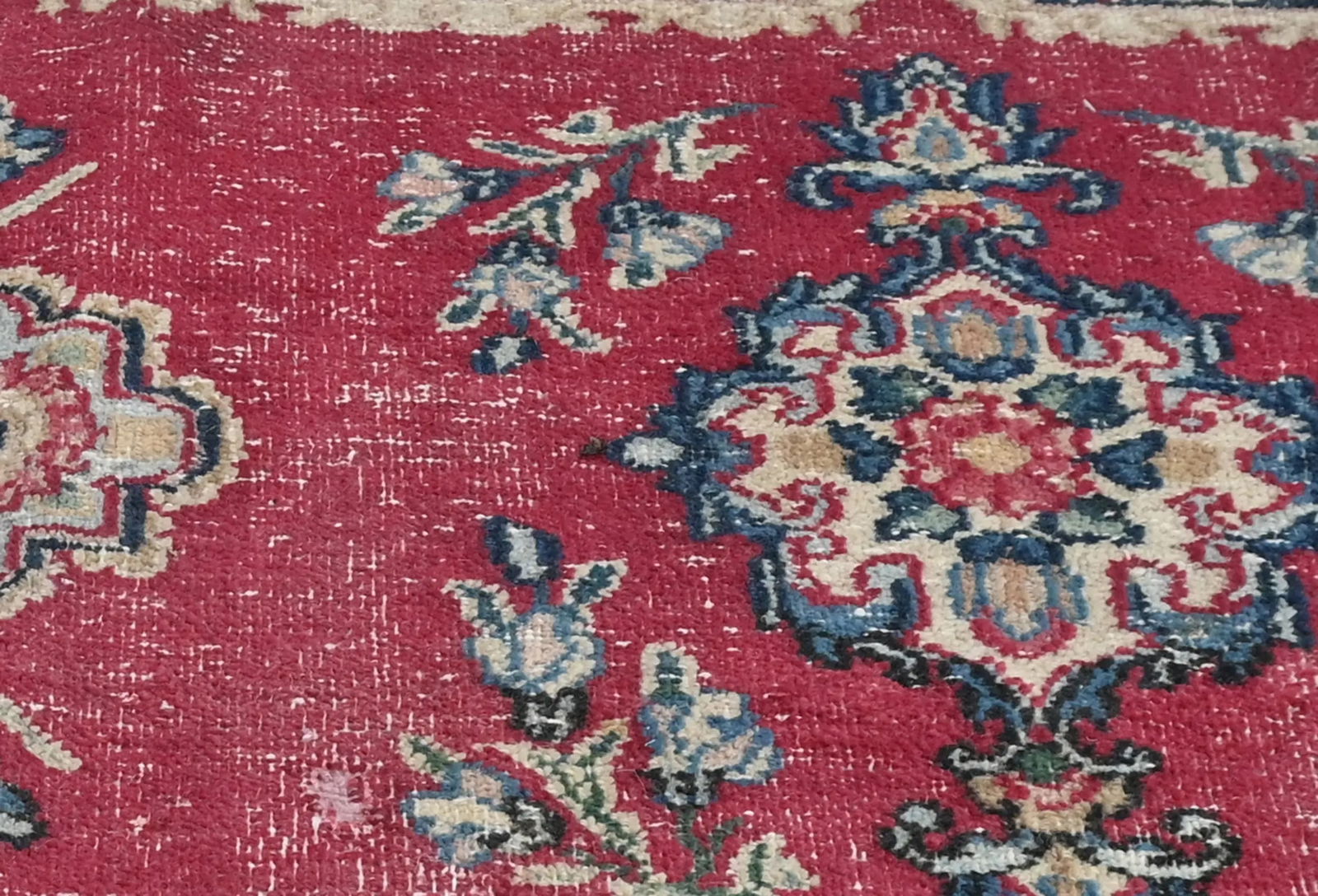 Semi Antique Muted Red Floral 1'8X2'11 Distressed Oriental Rug - 4