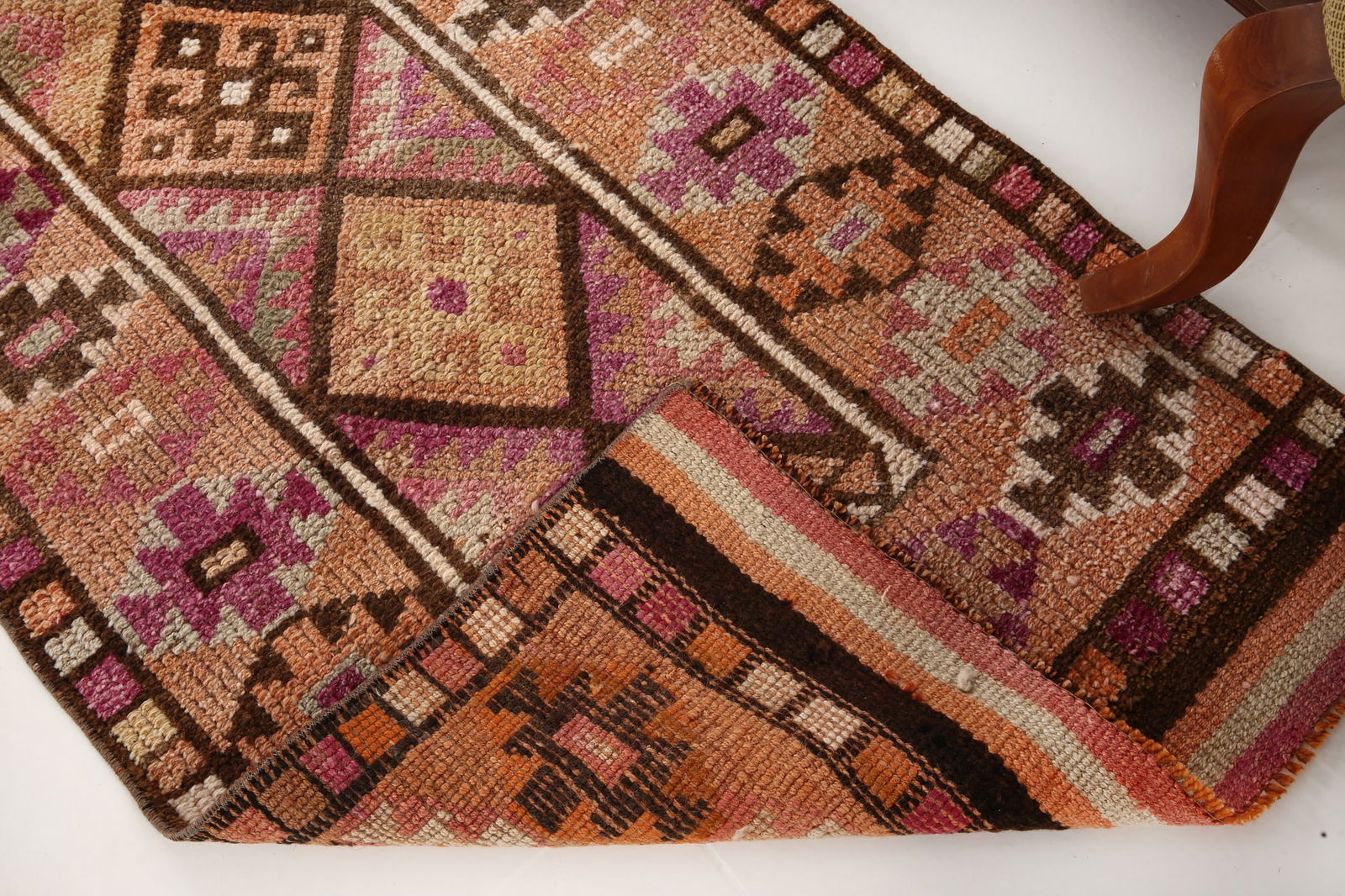 2'7'' x 8'9'' Vintage Wool Runner Rug - 6533 - 15