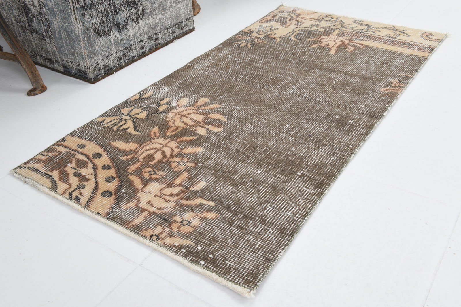 1'11'' x 3'9'' Turkish Vintage Runner Rug - 7011 - 5