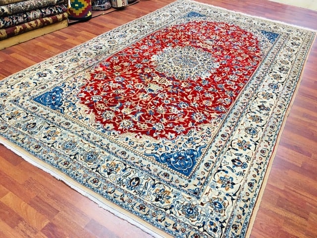 Vintage Persian room size Nain Rug-3670 - 3