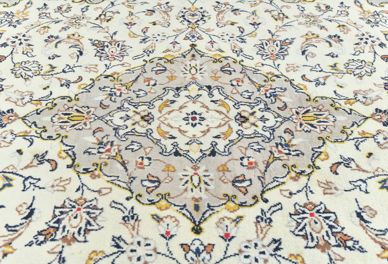 Vintage Cream Floral Traditional 6'4X9'6 Kashan Persian Rug - 5