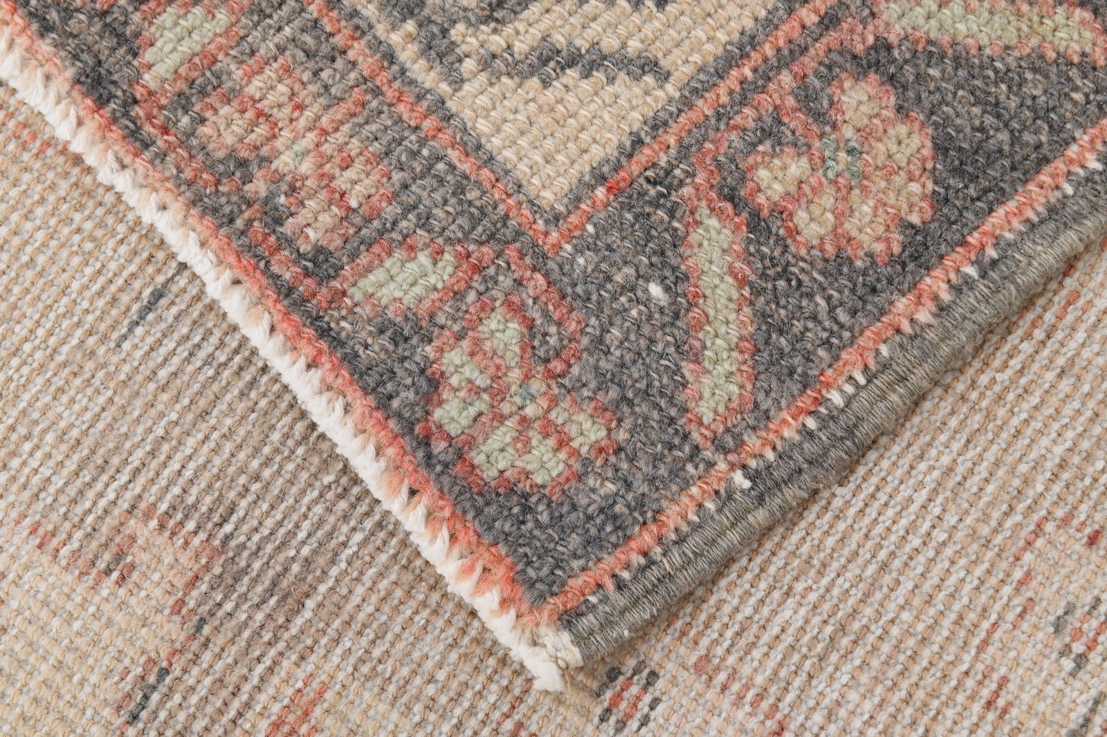 5'3'' x 10'9'' Handmade Vintage Wool Patchwork Rug - 19199 - 16