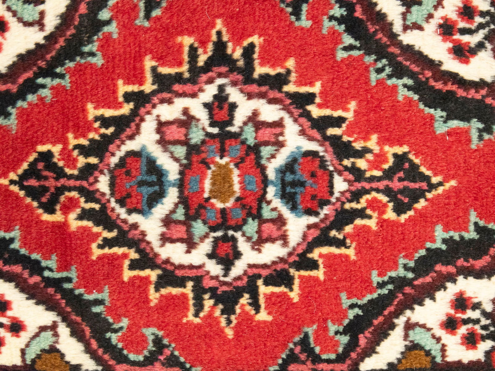 Vintage Red Floral Tribal 1'3X1'7 Hamedan Persian Rug - 8