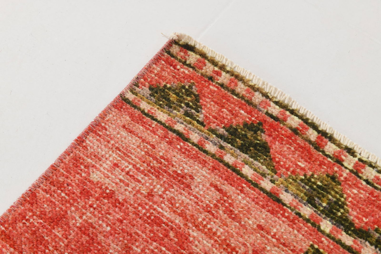 2'7'' x 10'1'' Handmade Vintage Wool Rug - 20304 - 10