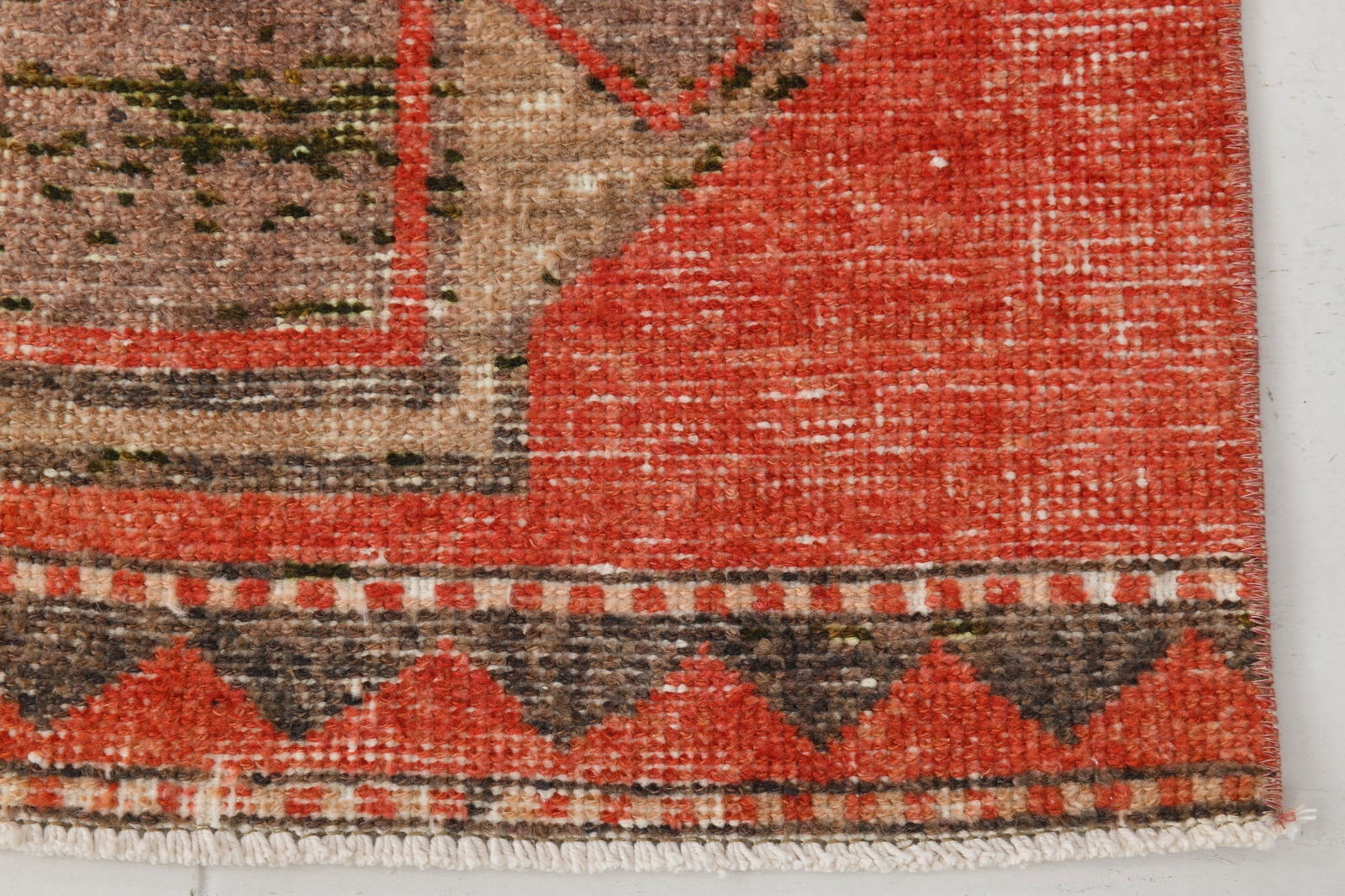 2'7'' x 10'1'' Handmade Vintage Wool Rug - 20304 - 12