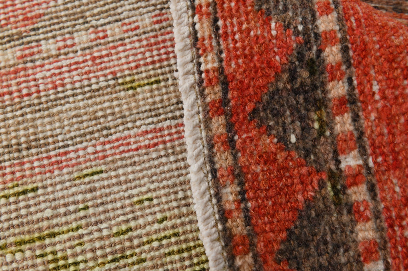 2'7'' x 10'1'' Handmade Vintage Wool Rug - 20304 - 15