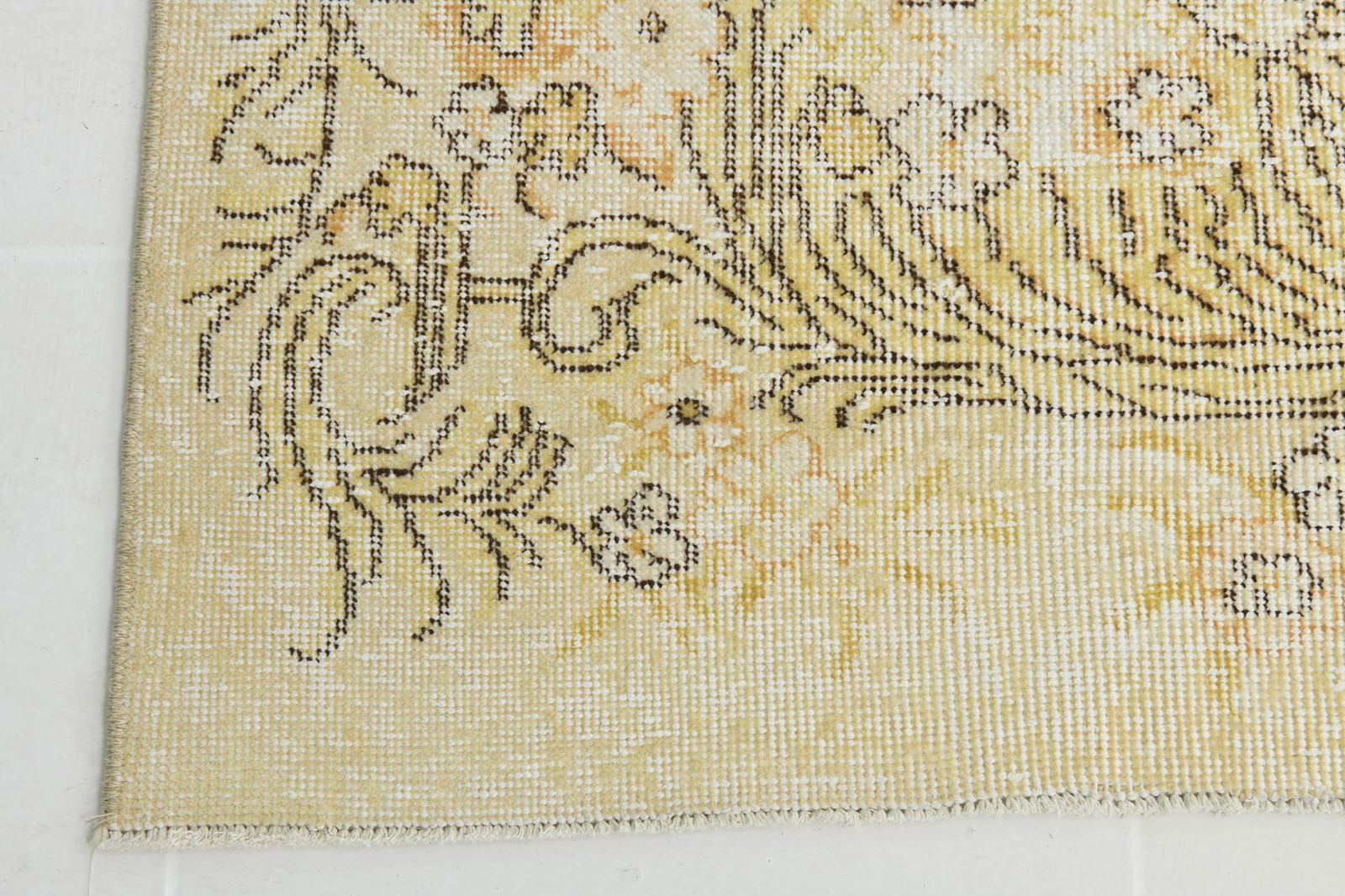 5'3'' x 8'7'' Handmade Vintage Wool Rug - 5548 - 12