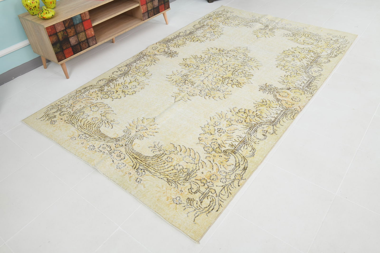 5'3'' x 8'7'' Handmade Vintage Wool Rug - 5548 - 4