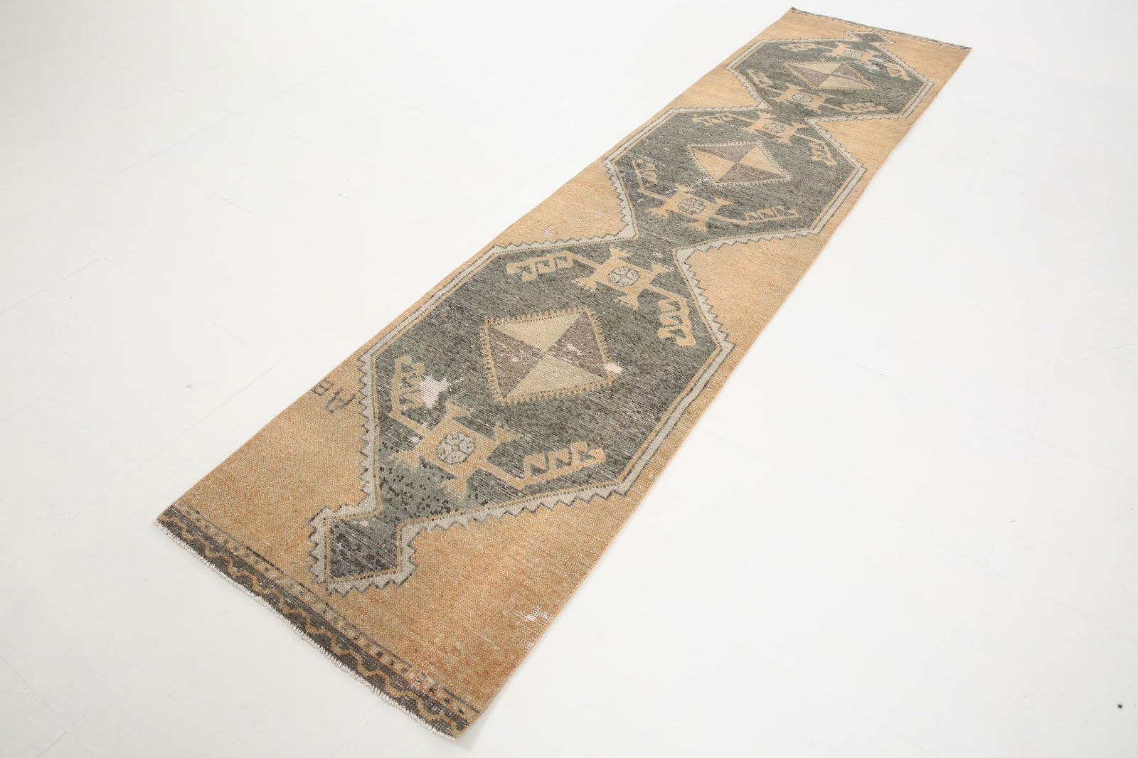 2'8'' x 11'1'' Turkish Vintage Runner Rug - 5900 - 4