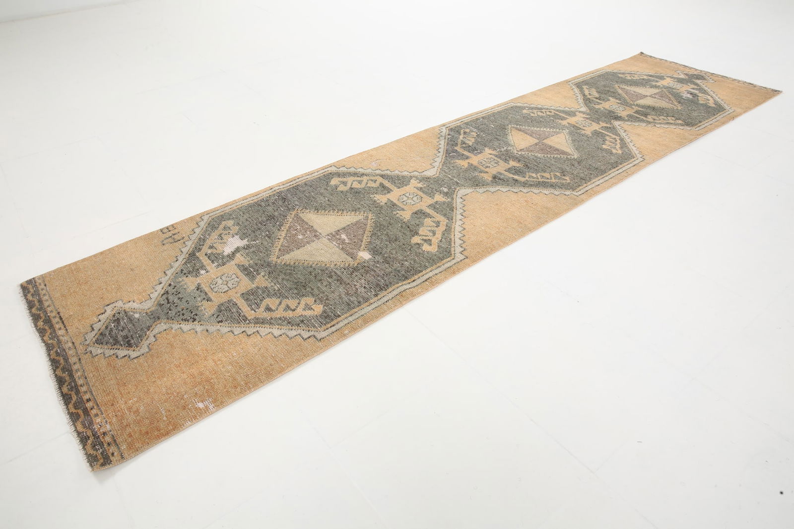 2'8'' x 11'1'' Turkish Vintage Runner Rug - 5900 - 7