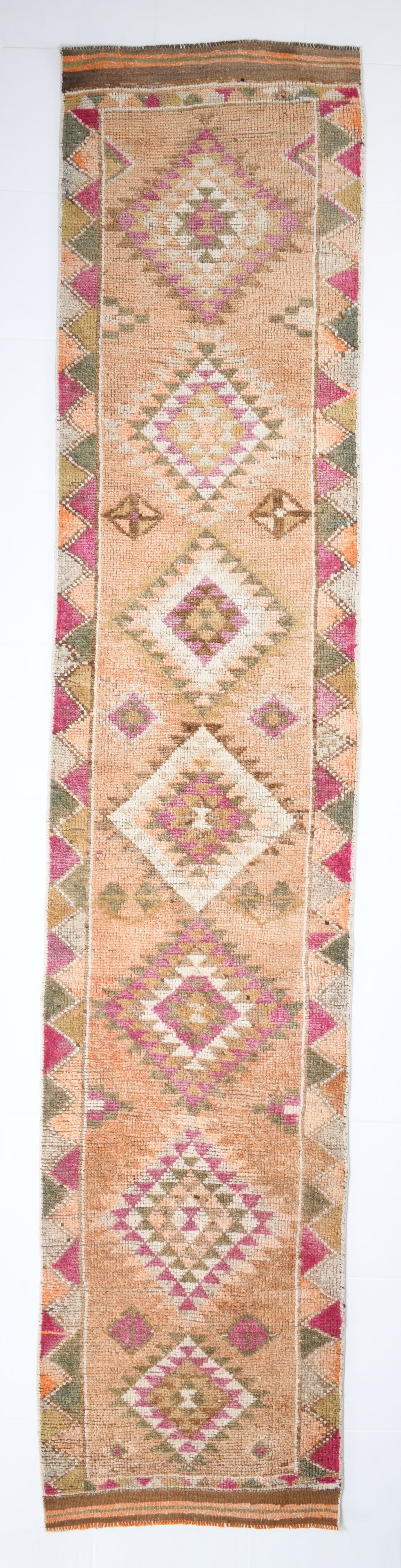 2'7'' x 12'10'' Unique Handmade Vintage Rug - 18422: Title: 2'7'' x 12'10'' Unique Handmade Vintage Rug - 18422 Description:2'7'' x 12'10'' Unique Handmade Vintage Rug - 18422 Origin:Turkiye Date/Period:1960-90 Materials:Wool,Cotton Dimension:2'7''x12'1
