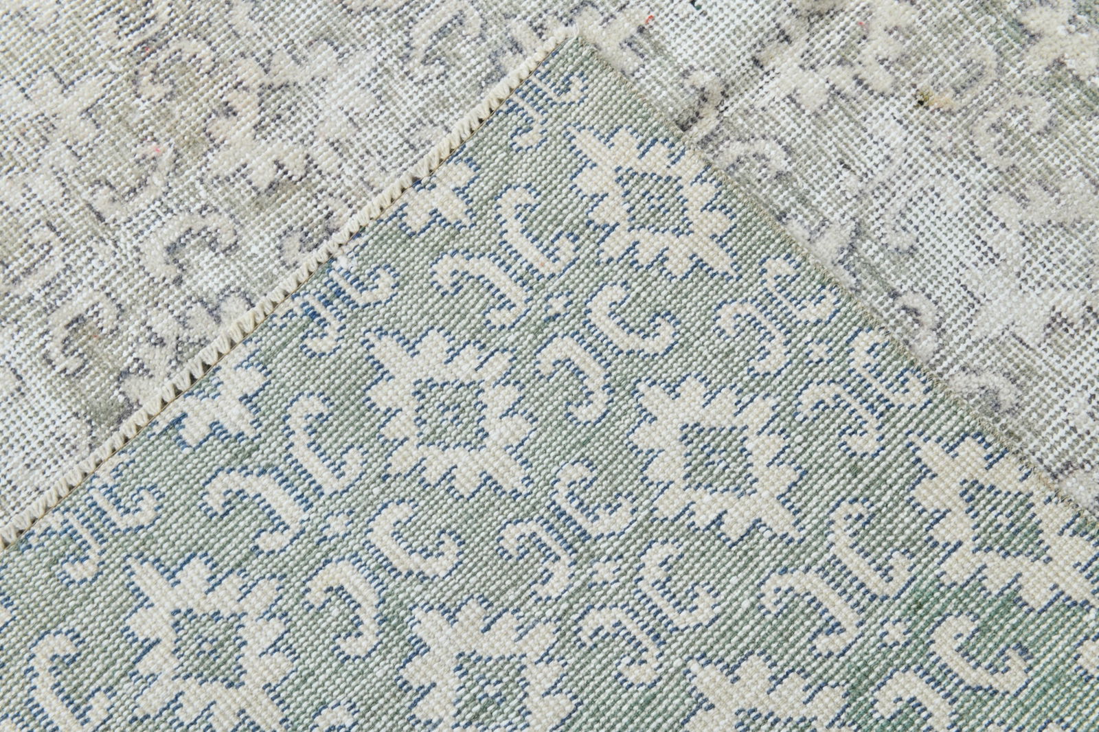 5'4'' x 8'9'' Handmade Vintage Wool Rug - 23033 - 14