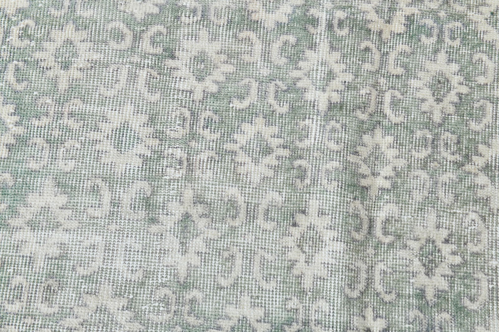 5'4'' x 8'9'' Handmade Vintage Wool Rug - 23033 - 9