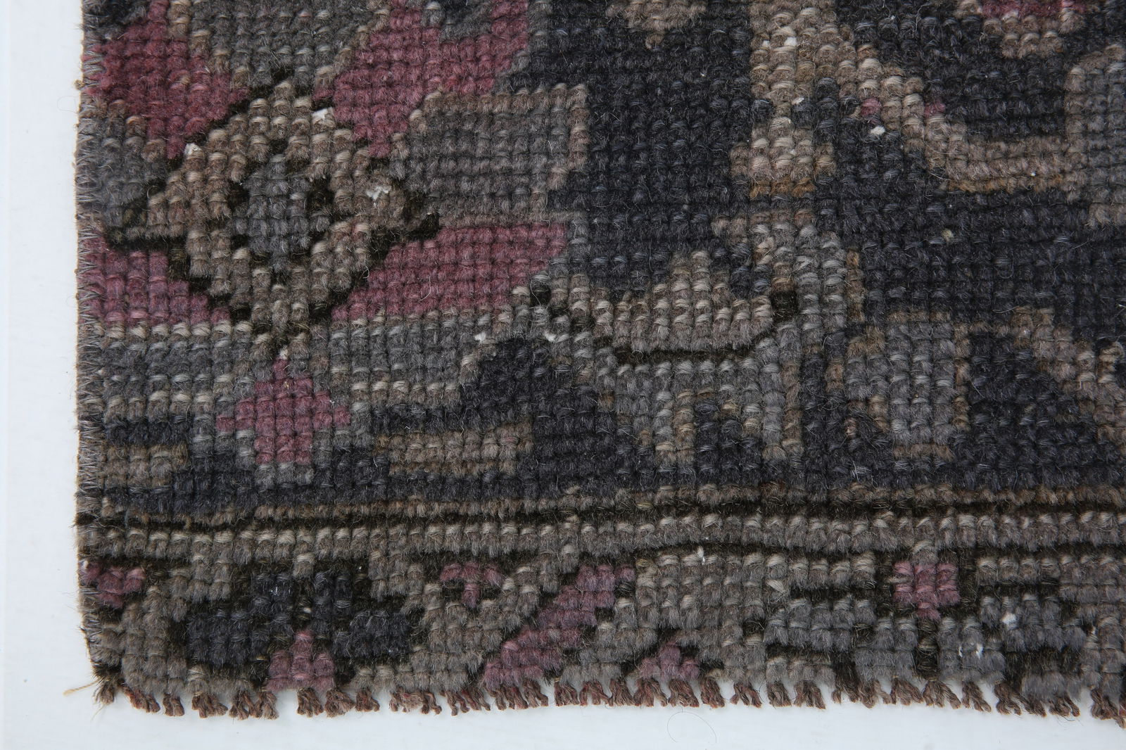 2'7'' x 9'2'' Handmade Vintage Wool Rug - 18740 - 12