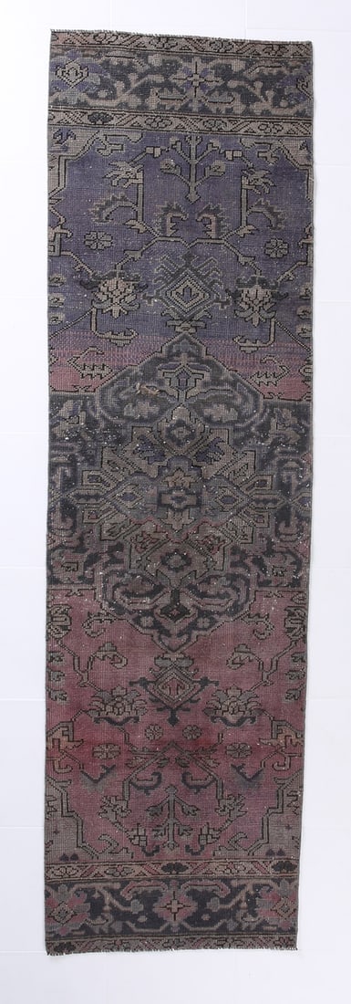 2'7'' x 9'2'' Handmade Vintage Wool Rug - 18740: Title: 2'7'' x 9'2'' Handmade Vintage Wool Rug - 18740Description:2'7'' x 9'2'' Handmade Vintage Wool Rug - 18740Origin:TurkiyeDate/Period:1960-90Materials:Wool,CottonDimension:2'7''x9'2'' ft, 79x280
