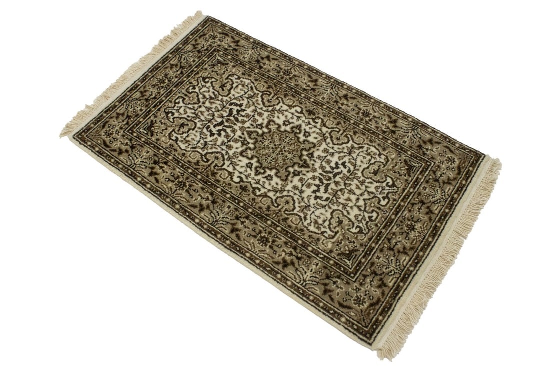 Cream Floral Kirman 2X3 Oriental Rug - 4