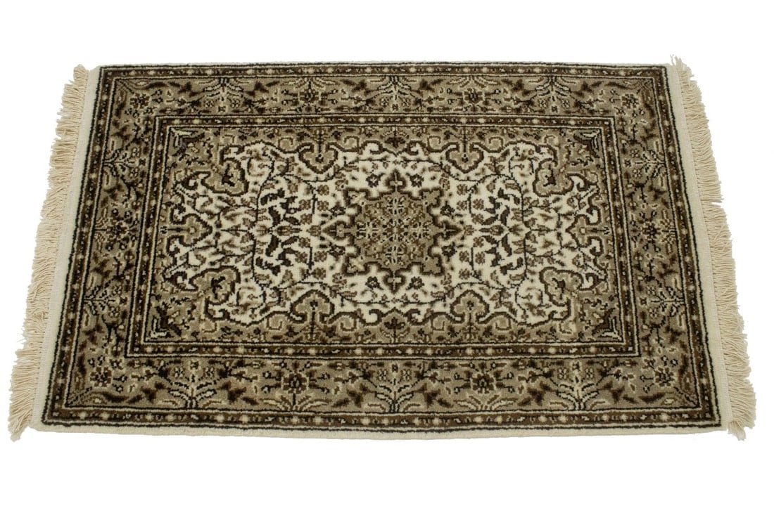 Cream Floral Kirman 2X3 Oriental Rug - 5