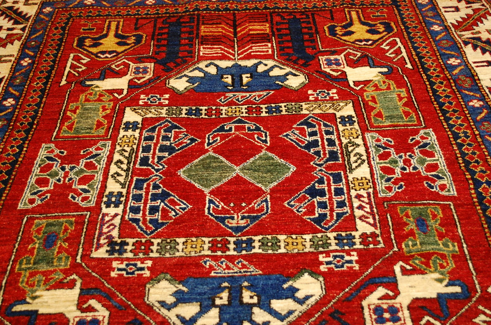 AFGHAN CHOBI RUG 6.4x7.8 - 9