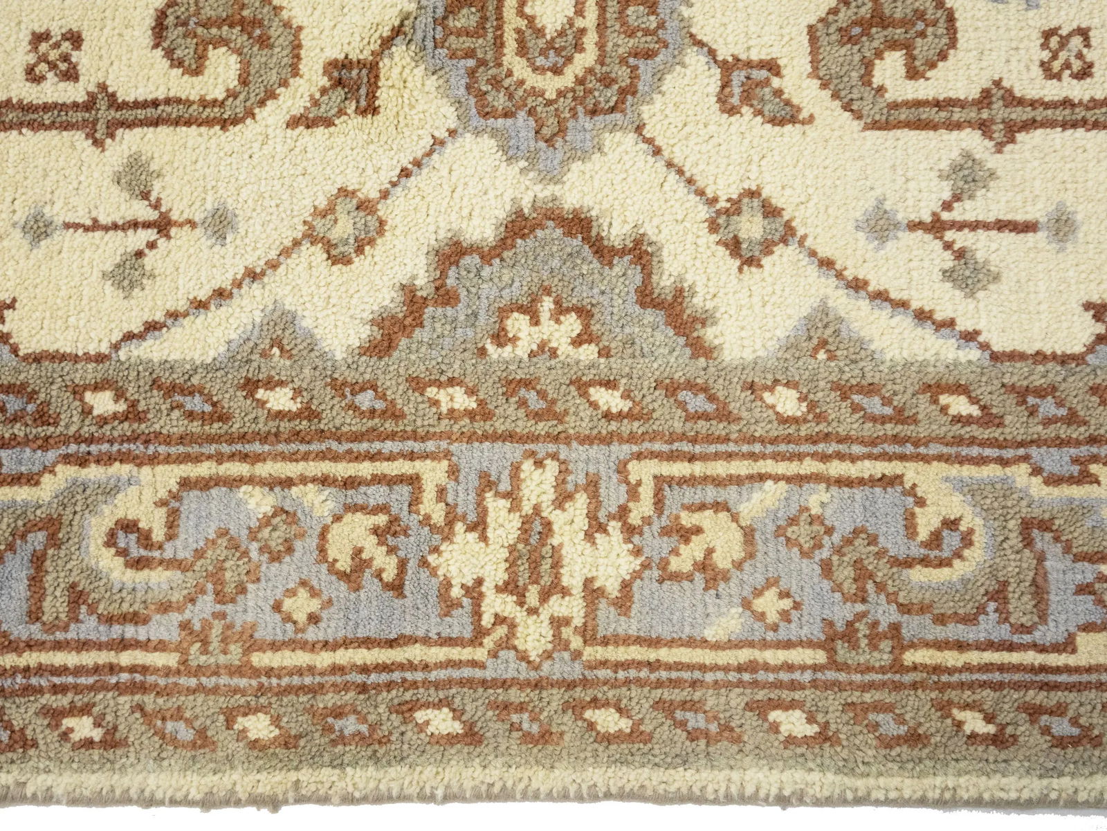 Muted Cream Floral 4X6 Oushak Chobi Oriental Rug - 9