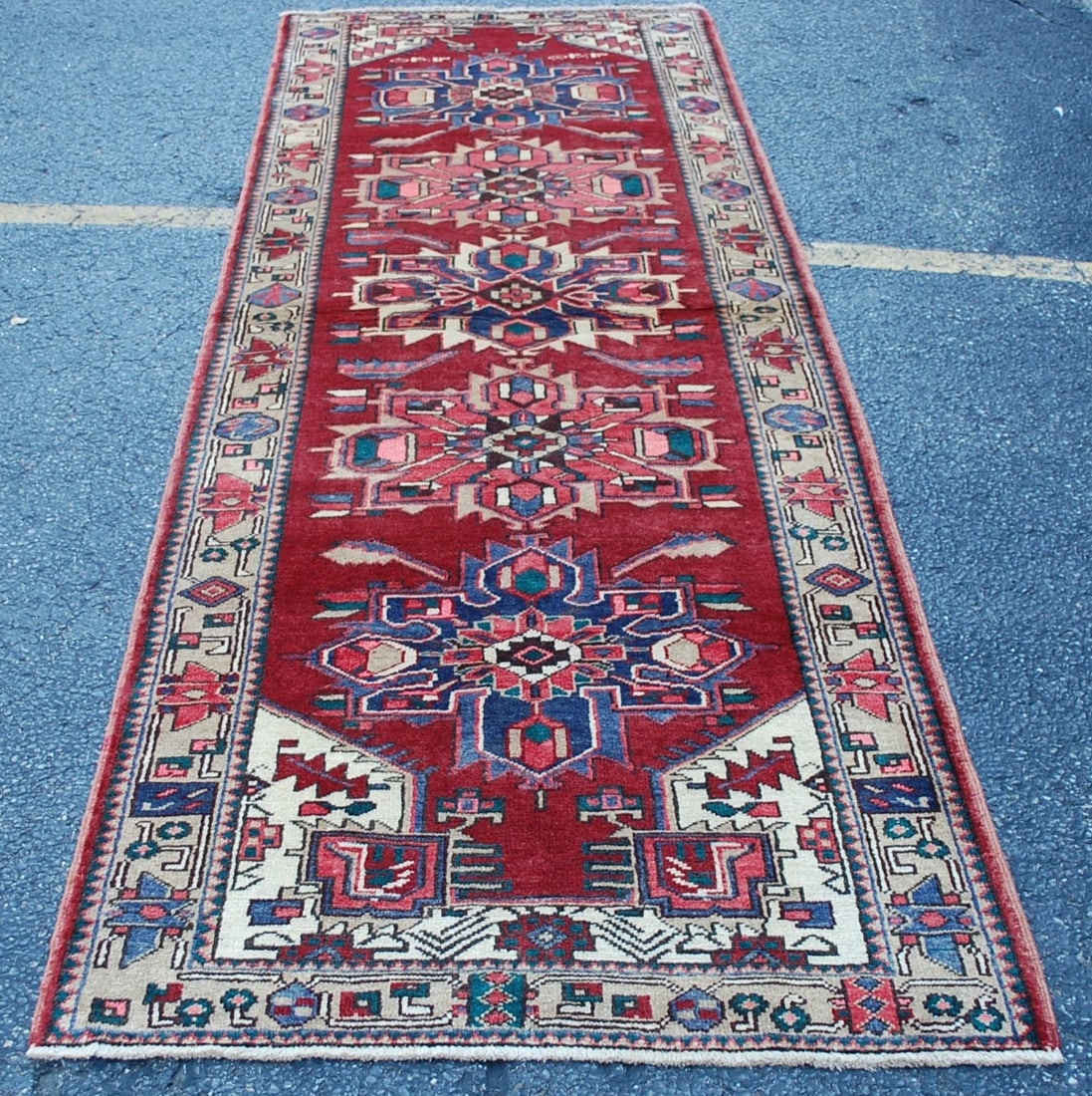 PERSIAN HERIZ RUG 3'5" x10'8" (1 of 10)