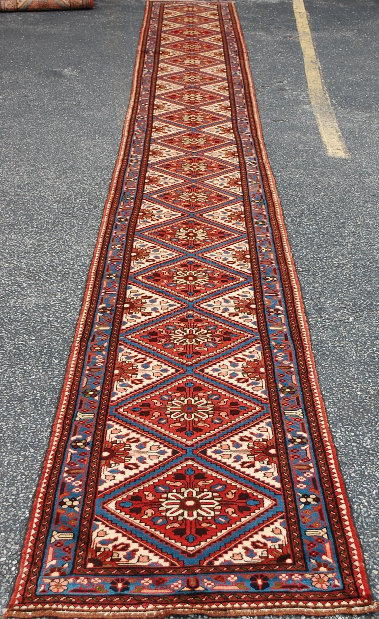 PERSIAN MALAYEER RUG 2.3X22.9 (1 of 8)