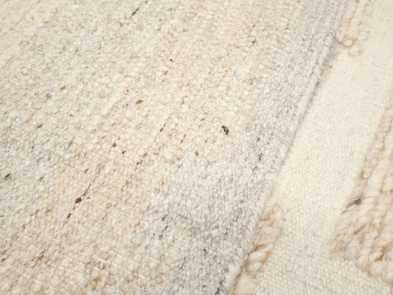 Cream Abstract 8X10 Modern Oriental Rug - 18