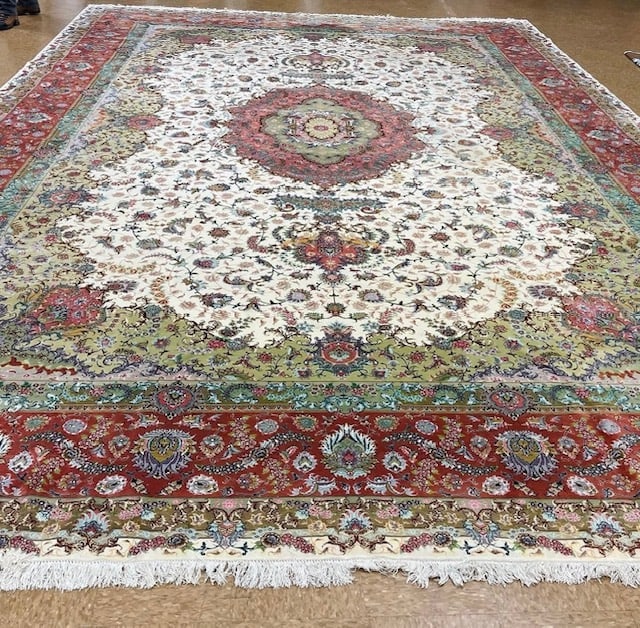 Fine Persian Large silk and wool Tabriz Rug-4815 - 8