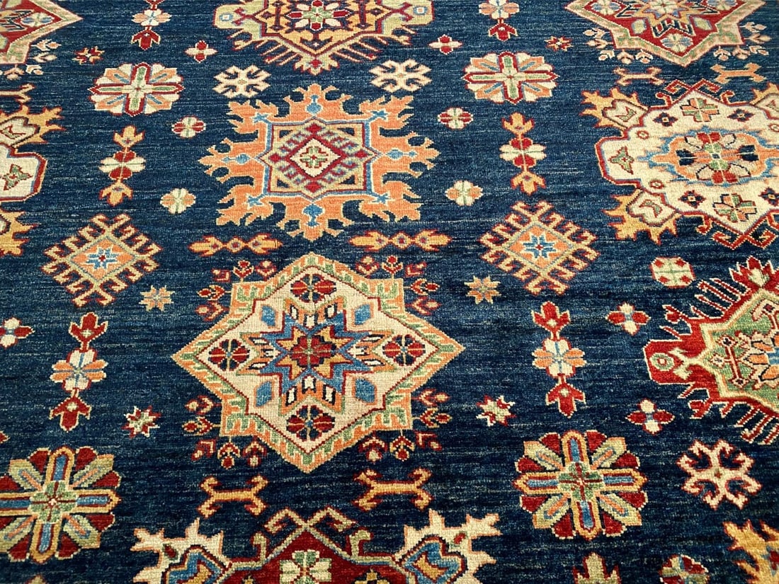 FINE SUPER KAZAK RUG 8'.1"x9'.10" - 2