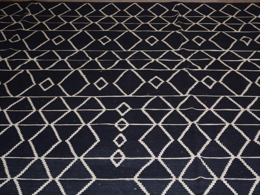 AFGHAN FLATWEAVE WOOL RUG: Title: AFGHAN FLATWEAVE WOOL RUG Size: 10'10X12'9 Age: NEW Origin: AFGHAN Style: MODERN Material: WOOL Care: PROFESSIONAL Structure: FLATWEAVE Design: KILIMS Reserve: $1,400.00 Shipping: Dome