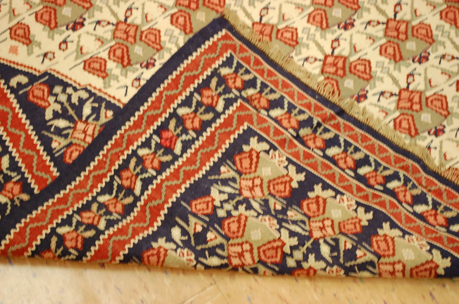 Persain KILIM RUG 4'10" x 7'1" - 9