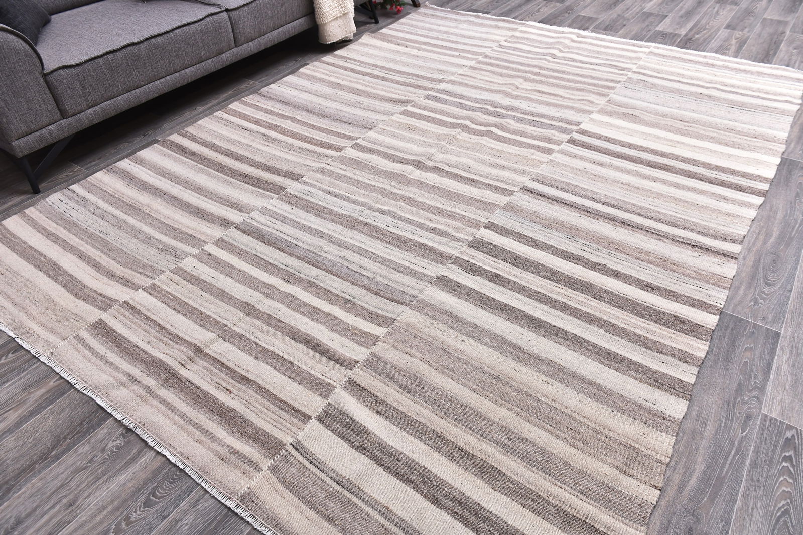 7'6'' x 10'2'' Turkish Handmade Kilim Rug - 245084 - 2