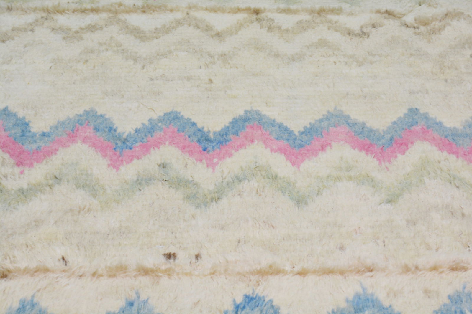 MOROCCAN HAND KNOTTED WOOL RUG - 3