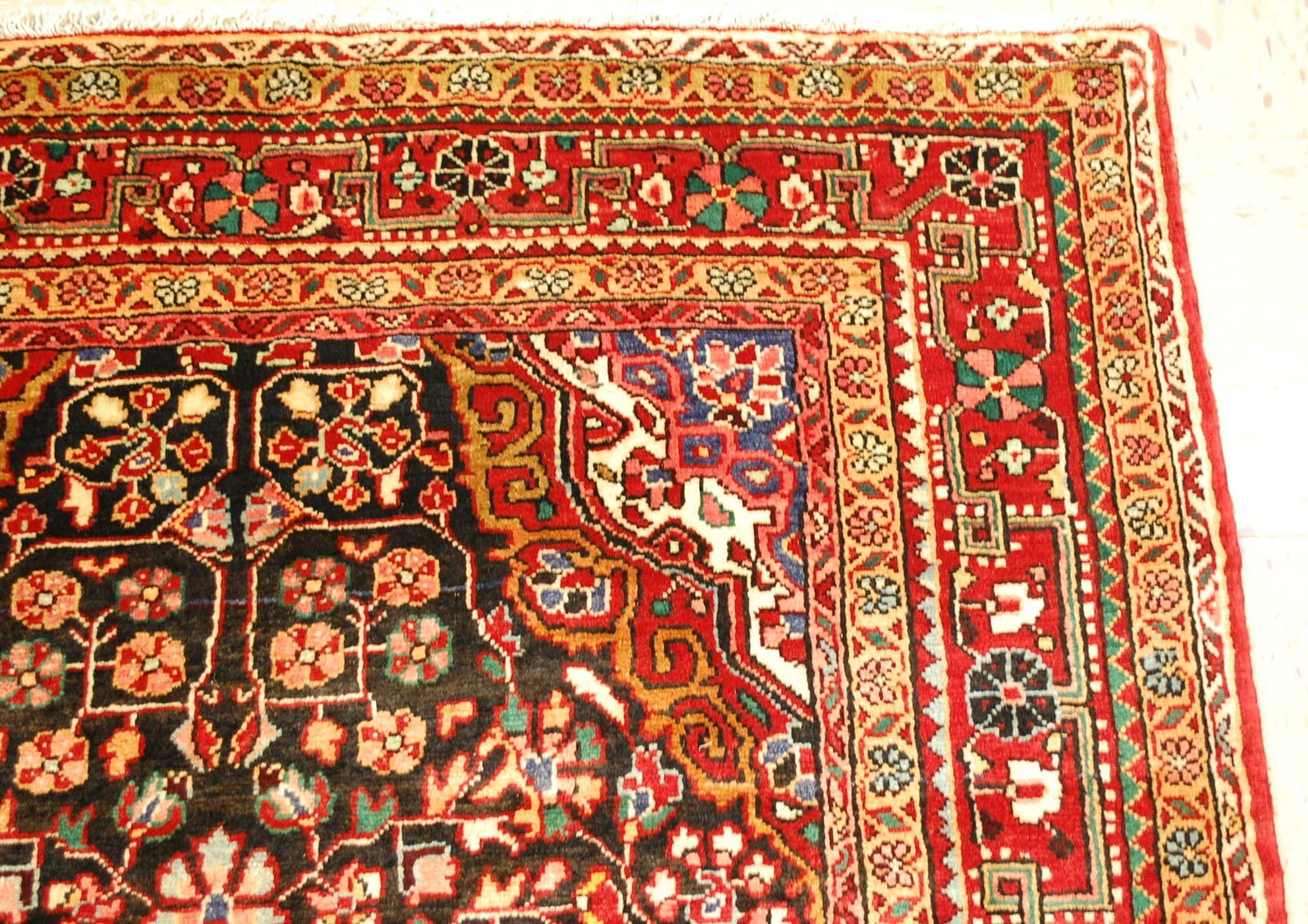 PERSIAN SARUK RUG 4' 4" x 7' 3" - 6
