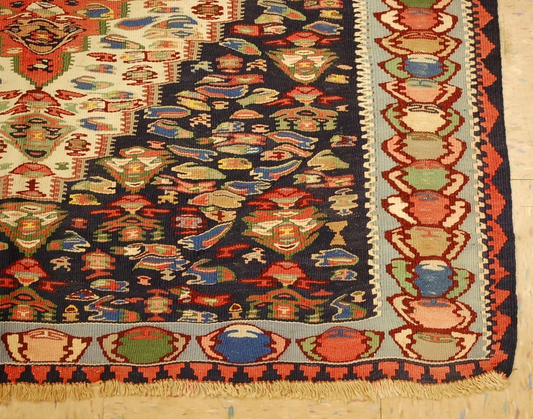 Persian SENNAH KILIM 3'9" x 4'8" - 2