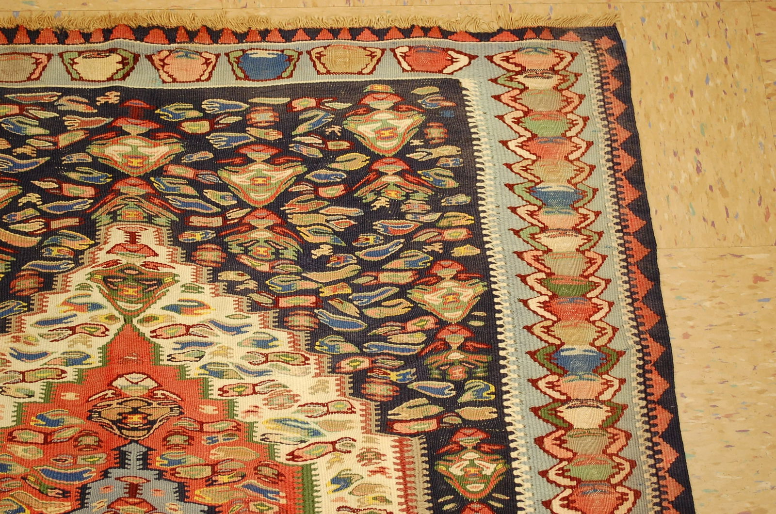 Persian SENNAH KILIM 3'9" x 4'8" - 5