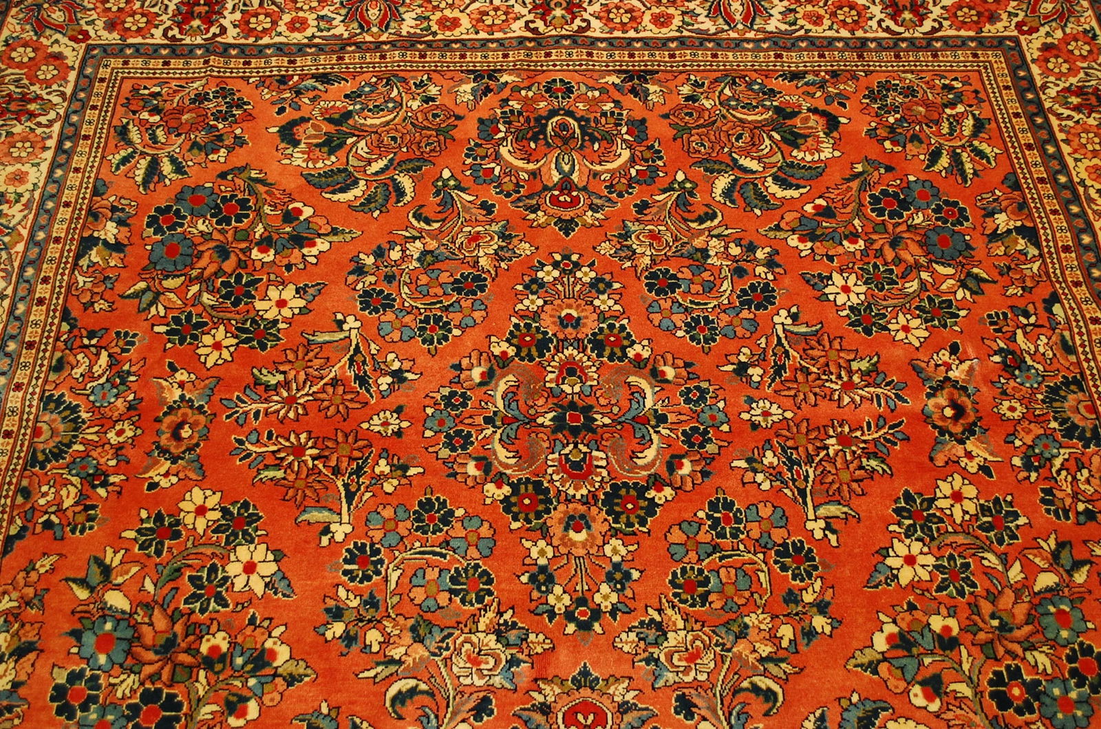 Persain SARUK RUG 6'7" x 6'10" - 6