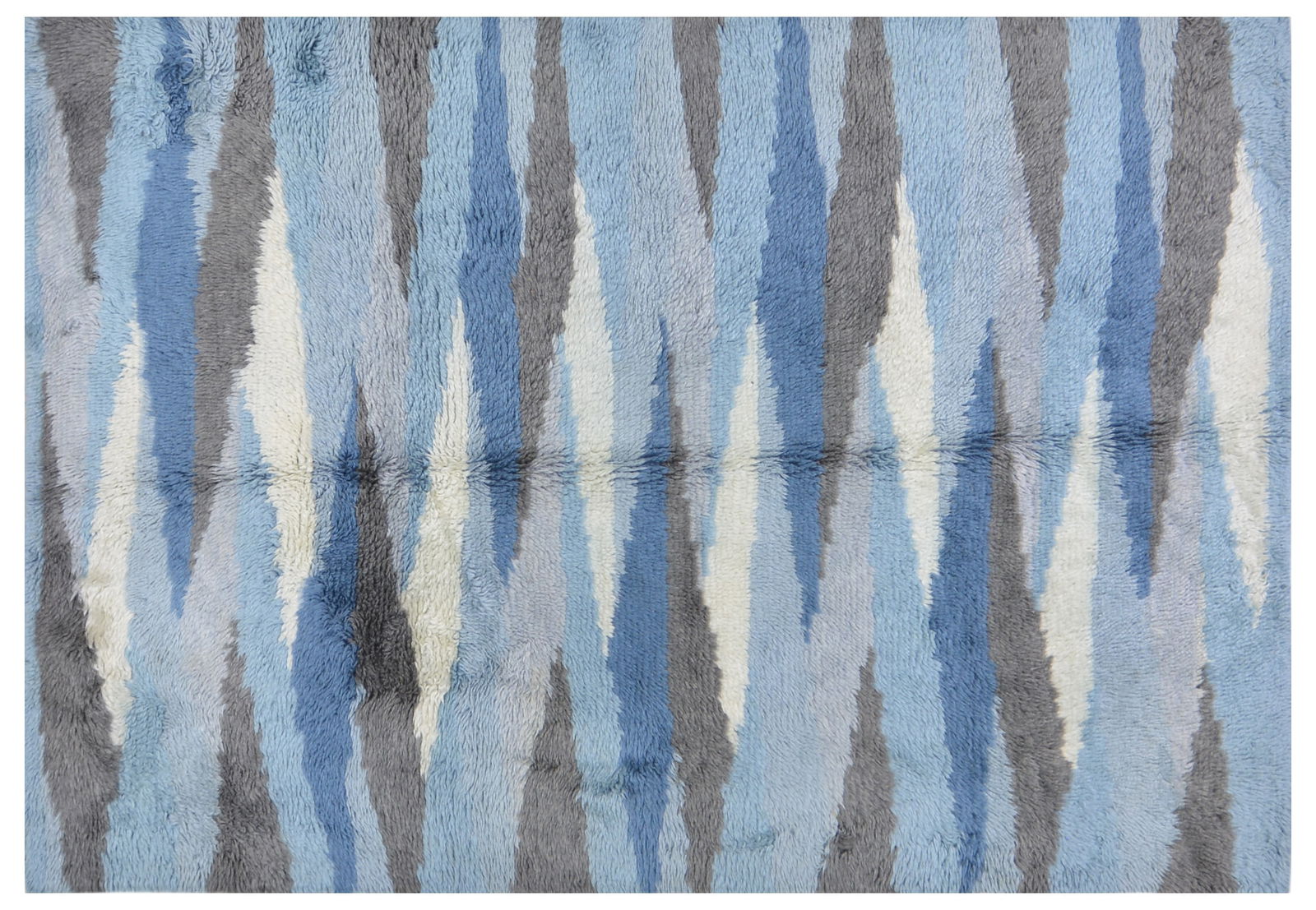 INDIAN HAND KNOTTED WOOL RUG: Title: INDIAN HAND KNOTTED WOOL RUG Size: 6X9 Age: NEW Origin: INDIAN Style: MOROCCAN STYLE Material: WOOL Care: PROFESSIONAL Structure: HAND KNOTTED Design: MOROCCAN Reserve: $650.00 Shipping:<