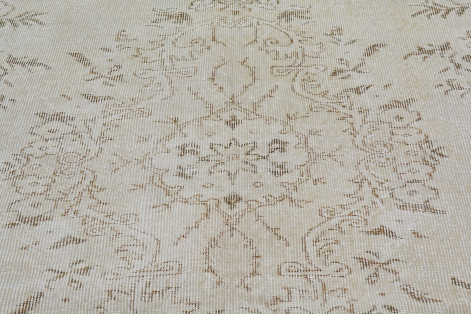 TURKISH HAND KNOTTED WOOL RUG - 3
