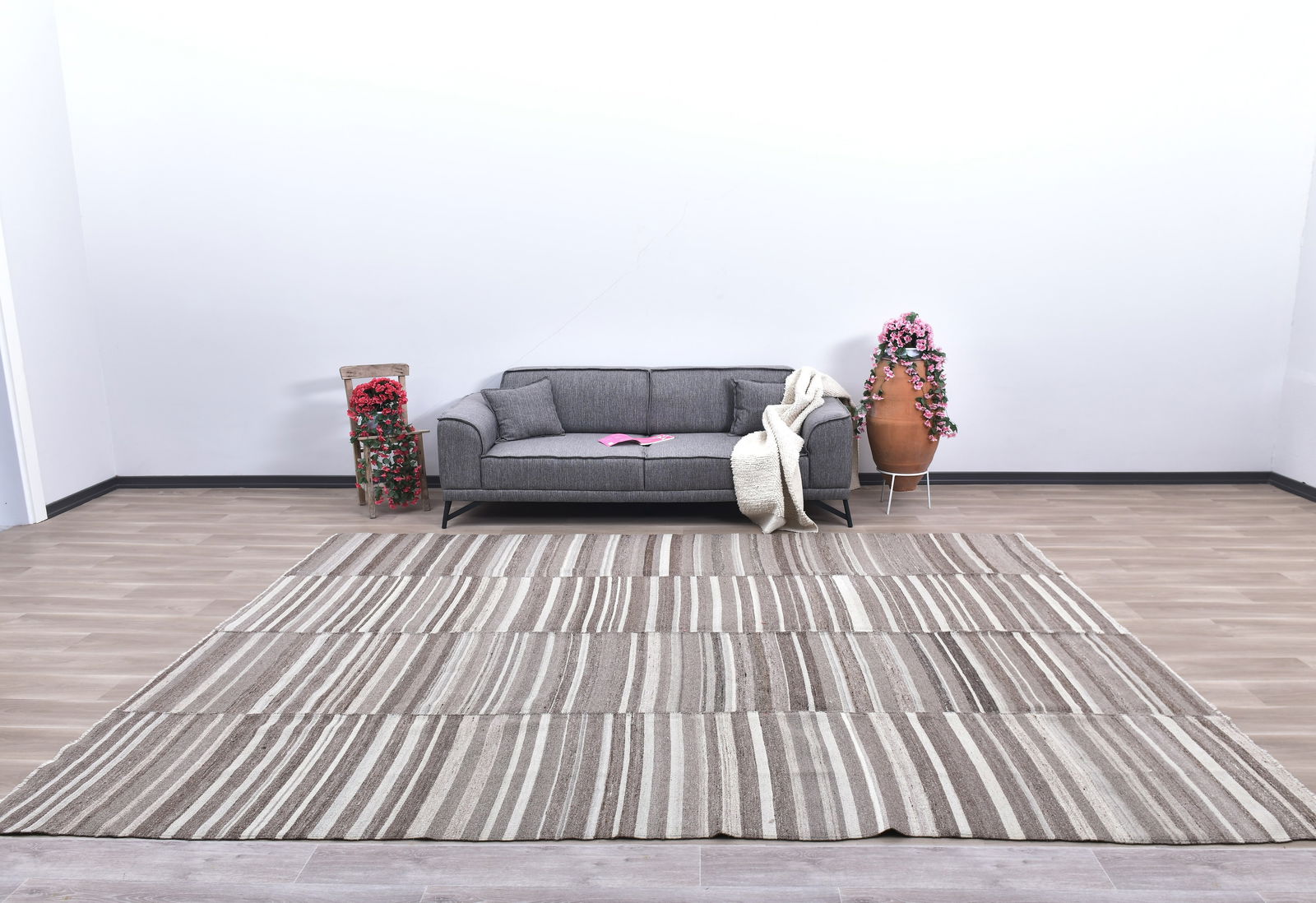 9'2'' x 12'0'' Turkish Handmade Kilim Rug - 241950 (1 of 16)