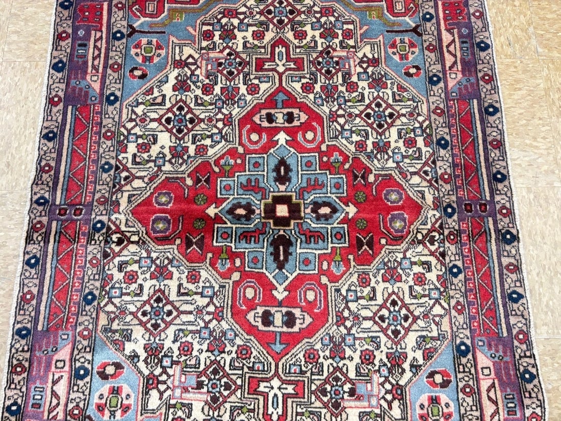 Hand Knotted Persian Nahavand Tribal Wool Rug 3'4" x 4'10" - 4