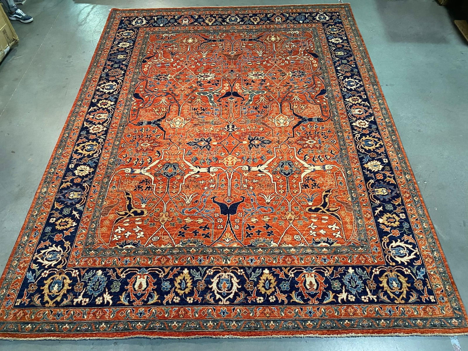Exquisite Fine Serapi Design Rug 9.1x11.9 (1 of 10)