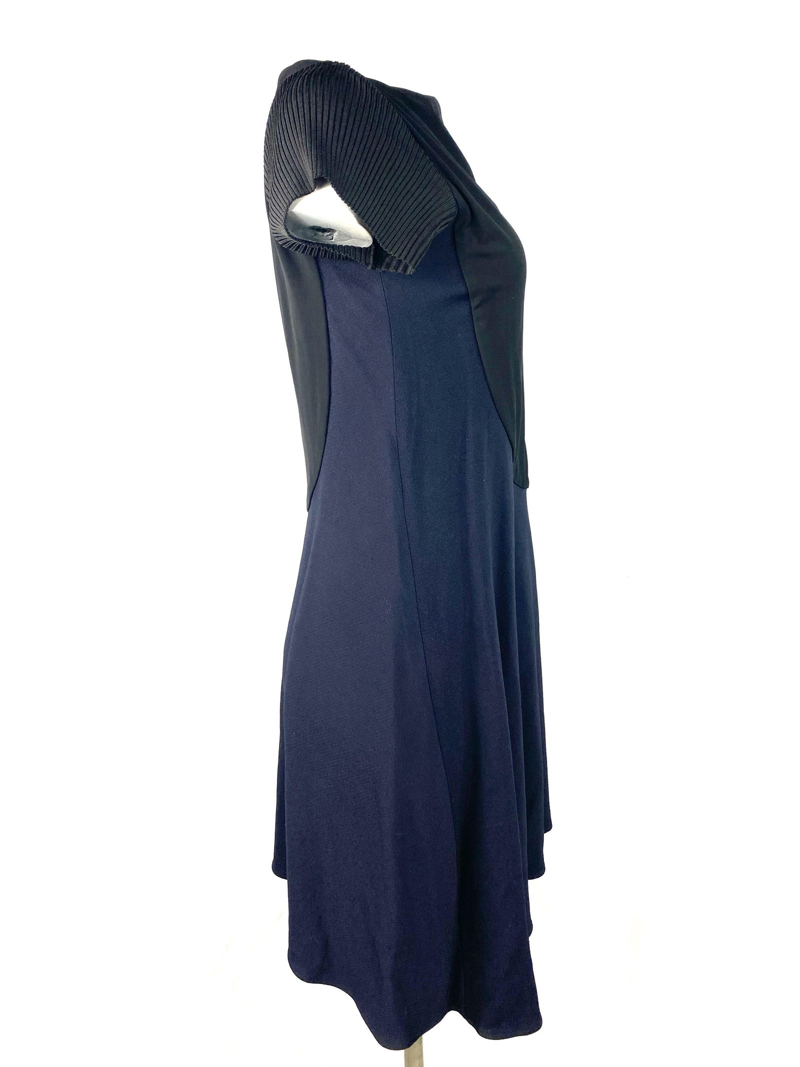 Balenciaga Paris Black and Navy Short Sleeves Dress, Size 40 - 10