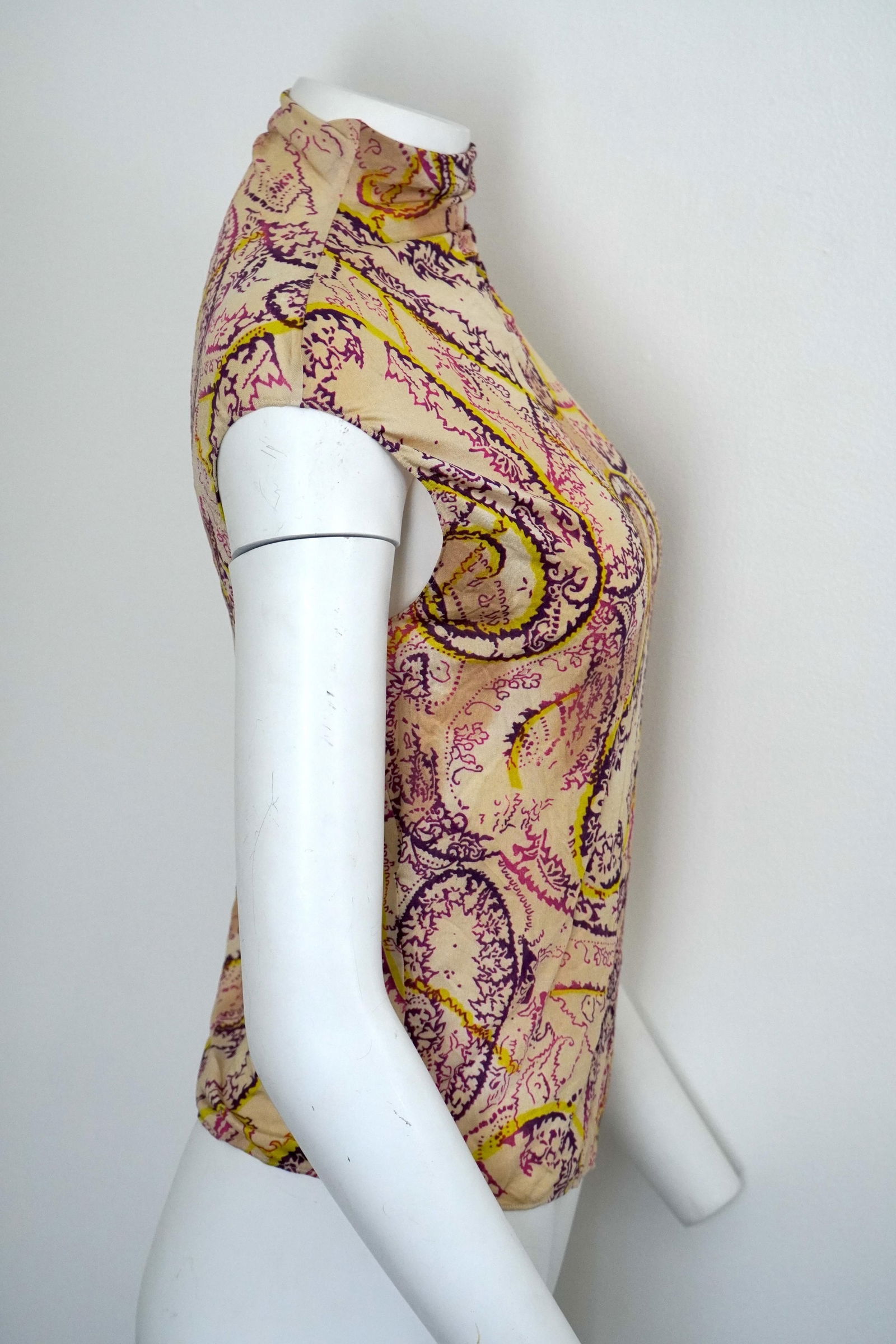 Emanuel Ungaro Sleeveless Mock Neck Paisley Top sz 38 - 8