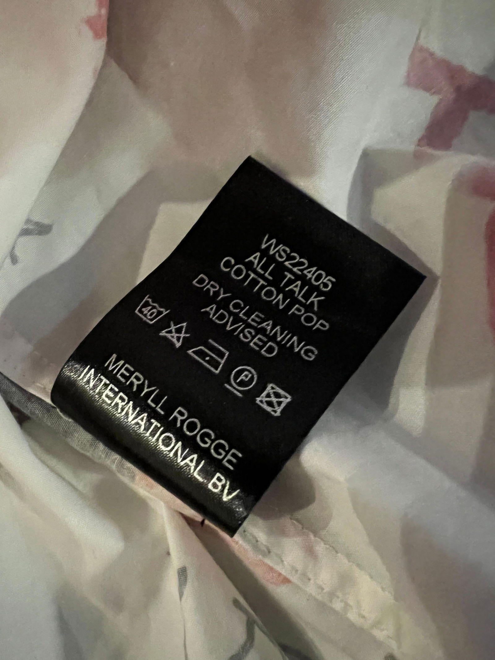 Meryll Rogge White and Red Button Down Shirt, Size 38 - 17