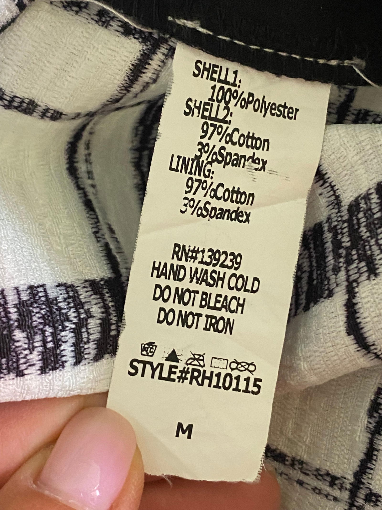 DO+BE Black and White Plaid Capri Pants, Size M - 18