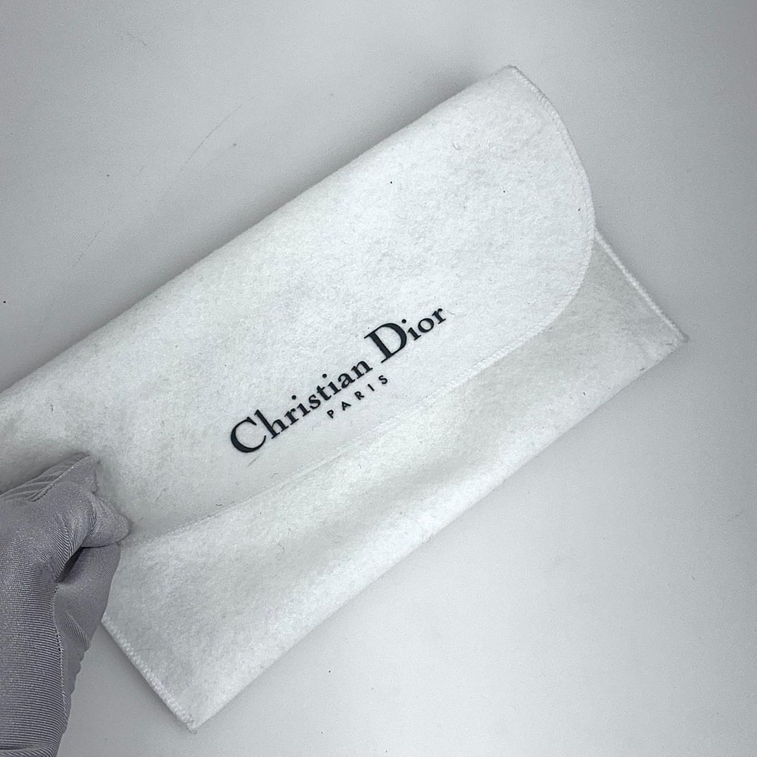 CHRISTIAN DIOR Red leather gloves with CD logo - 10