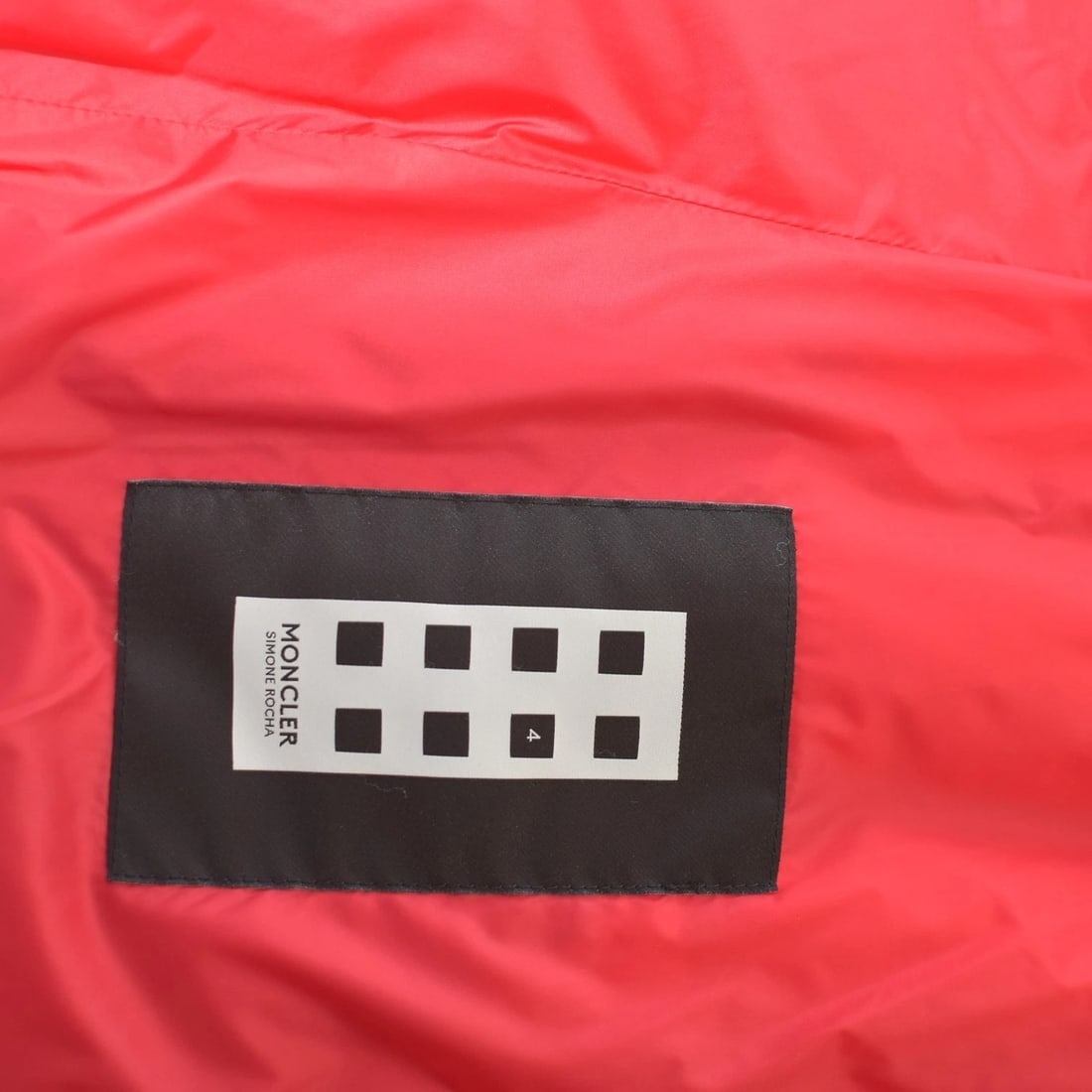 MONCLER Genius Mariane Gilet Ruffle Down Vest in Bright Red High Collar size 2 - 7