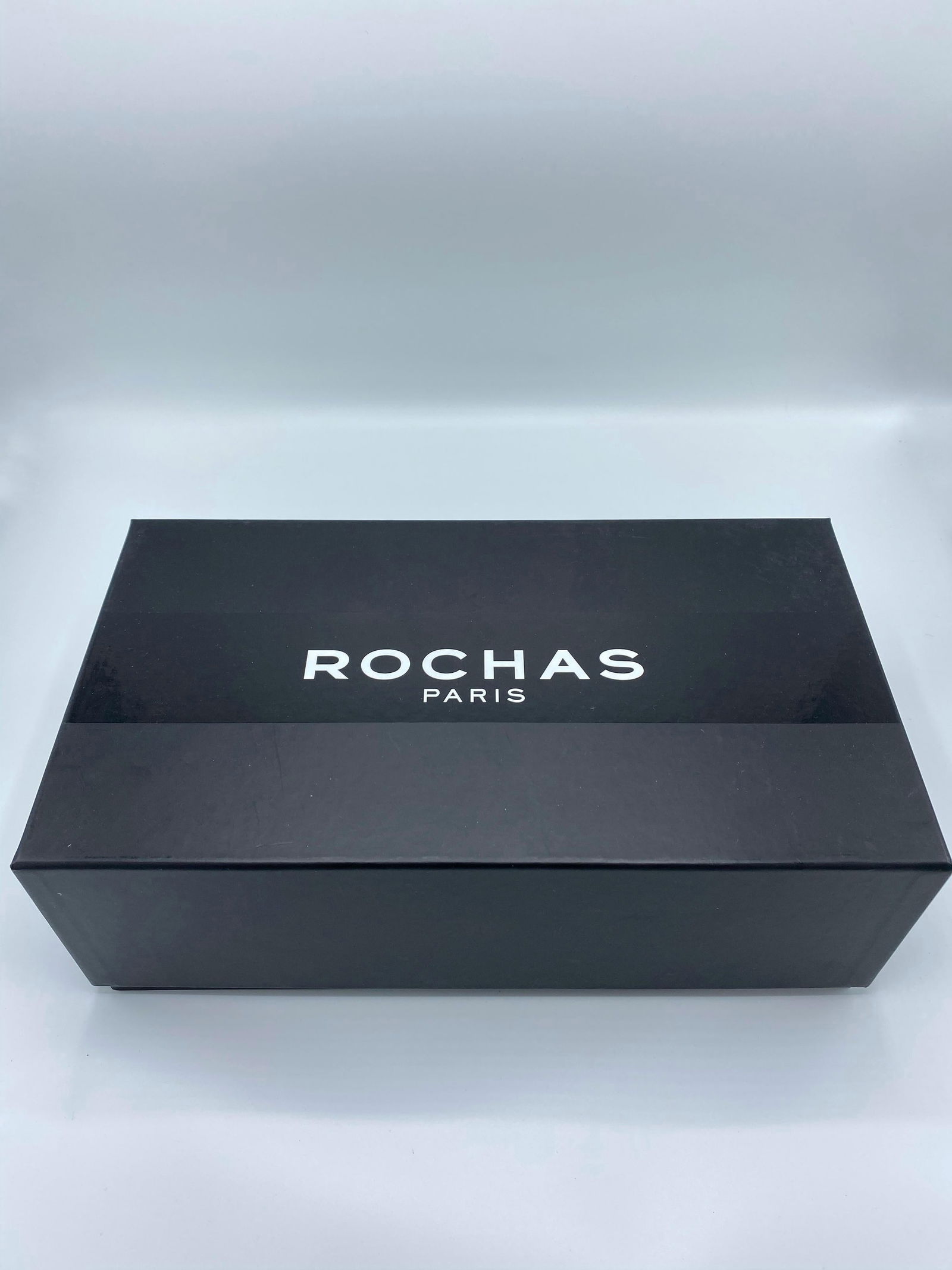 Rochas Paris Satin Grain and Black Pointed Toe Flats, Size 38.5 - 5