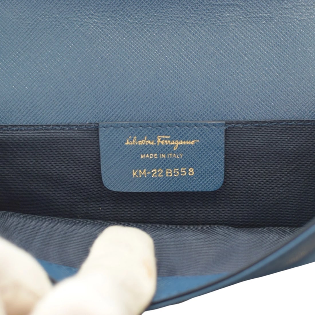 Salvatore Ferragamo Vara Bow Chain Shoulder Bag in Blue Saffiano Leather - 12