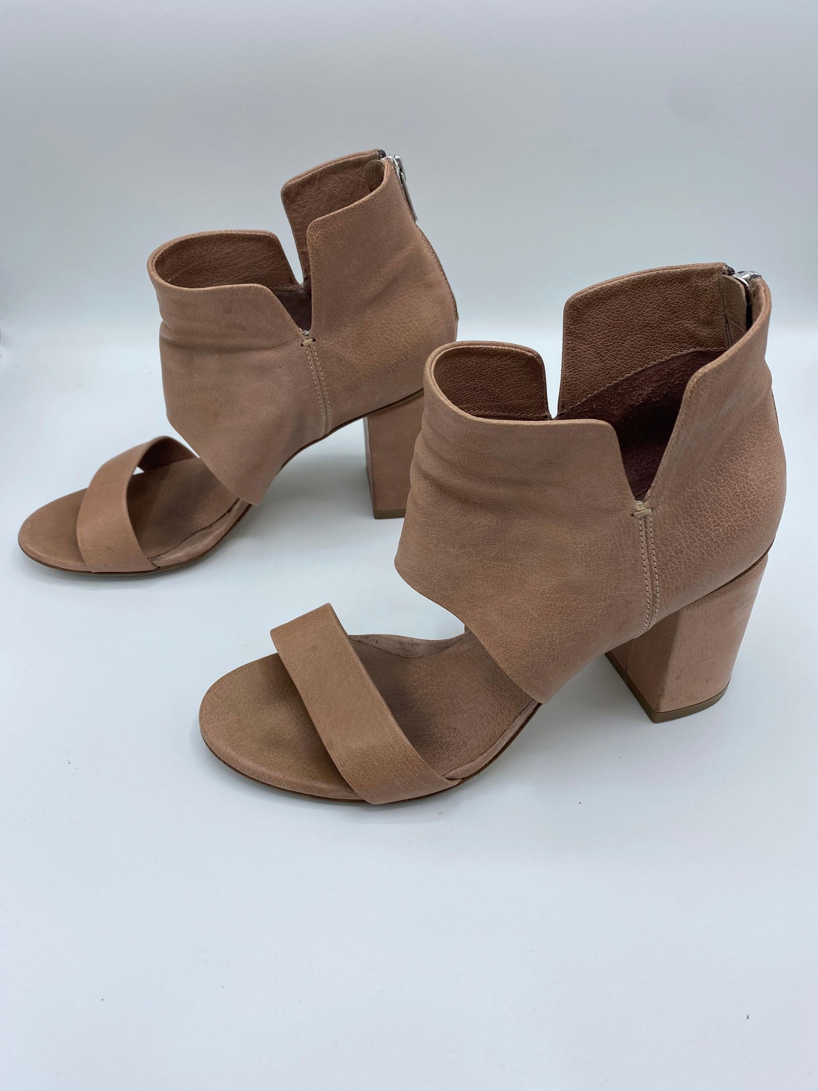 Officine Creative Beige Leather Heel Sandals, Size 39 - 13